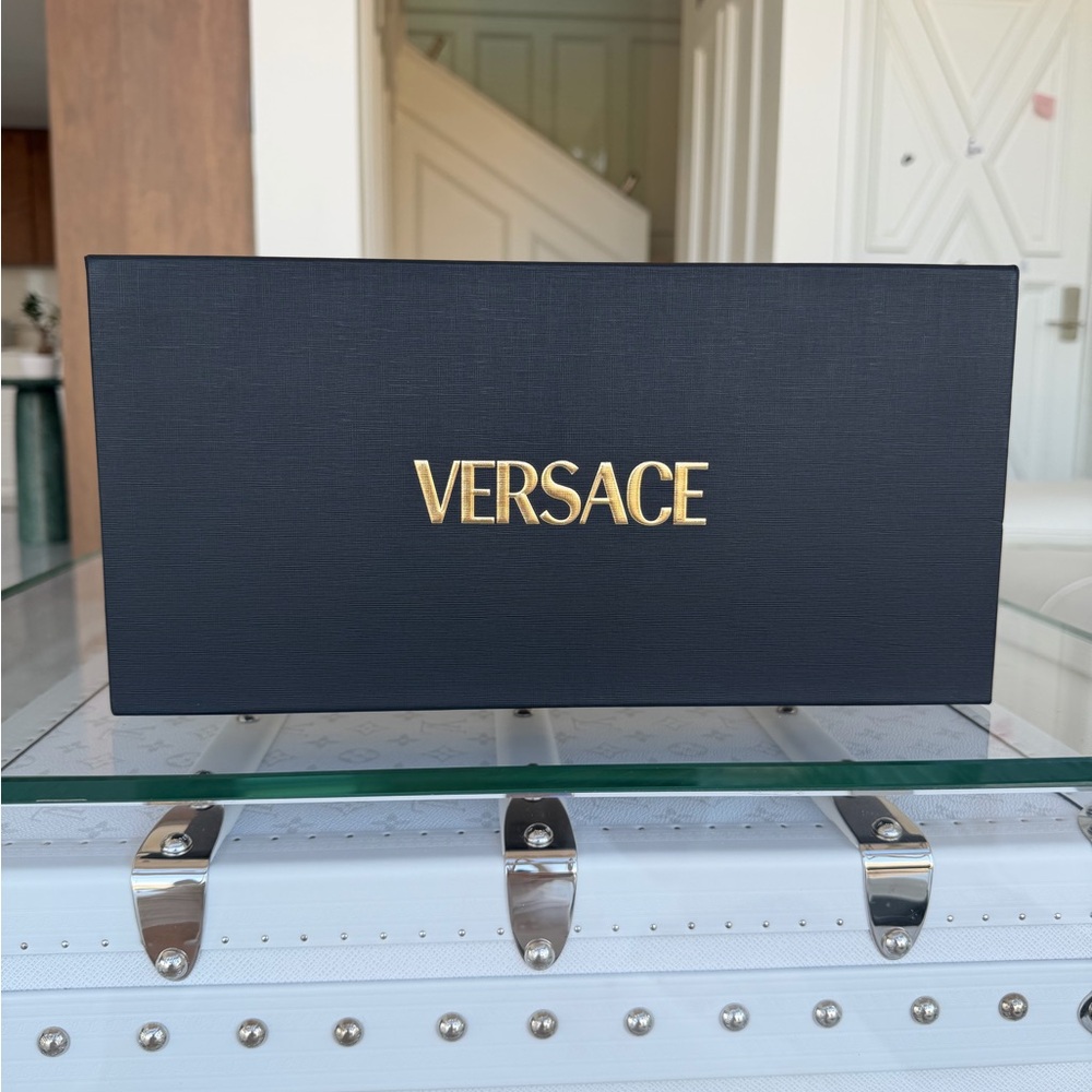 Versace Black and Gold Medusa Rubber Slide Sandals Sz 39 - Picture 5 of 7